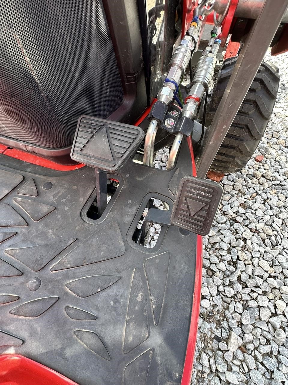 2025 Massey Ferguson 1GC.23
