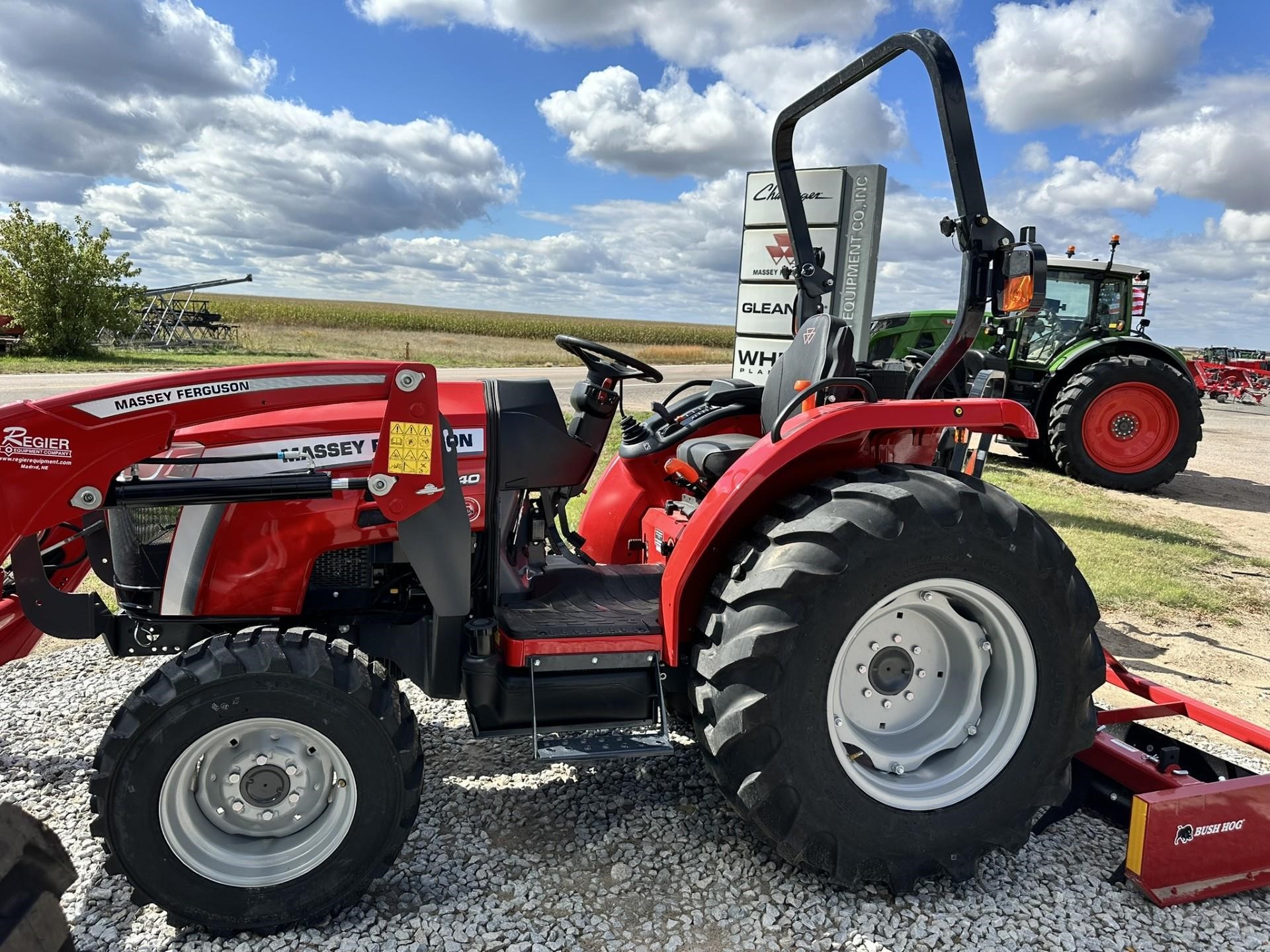 2025 Massey Ferguson 1M.40
