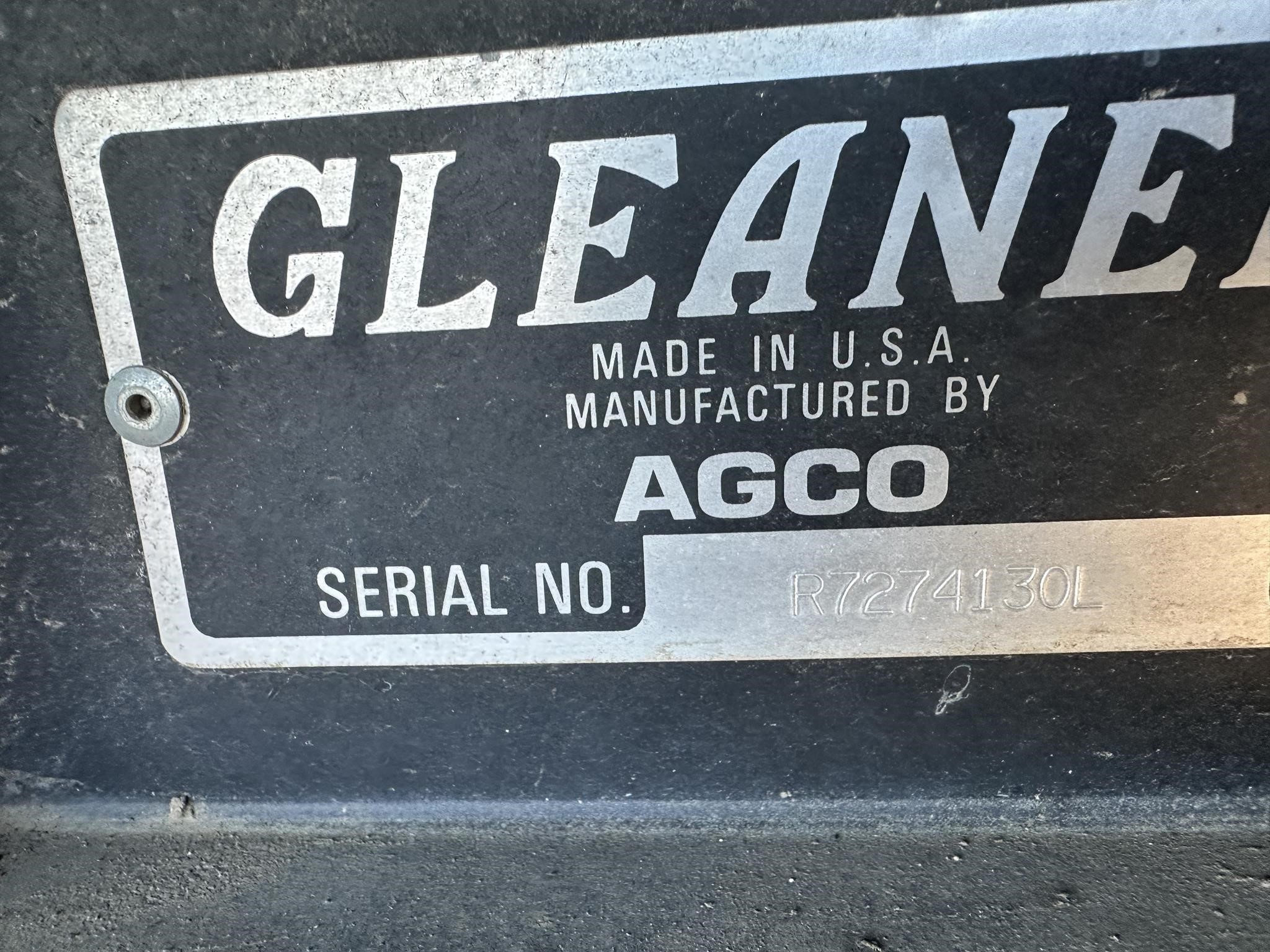 1994 Gleaner R72
