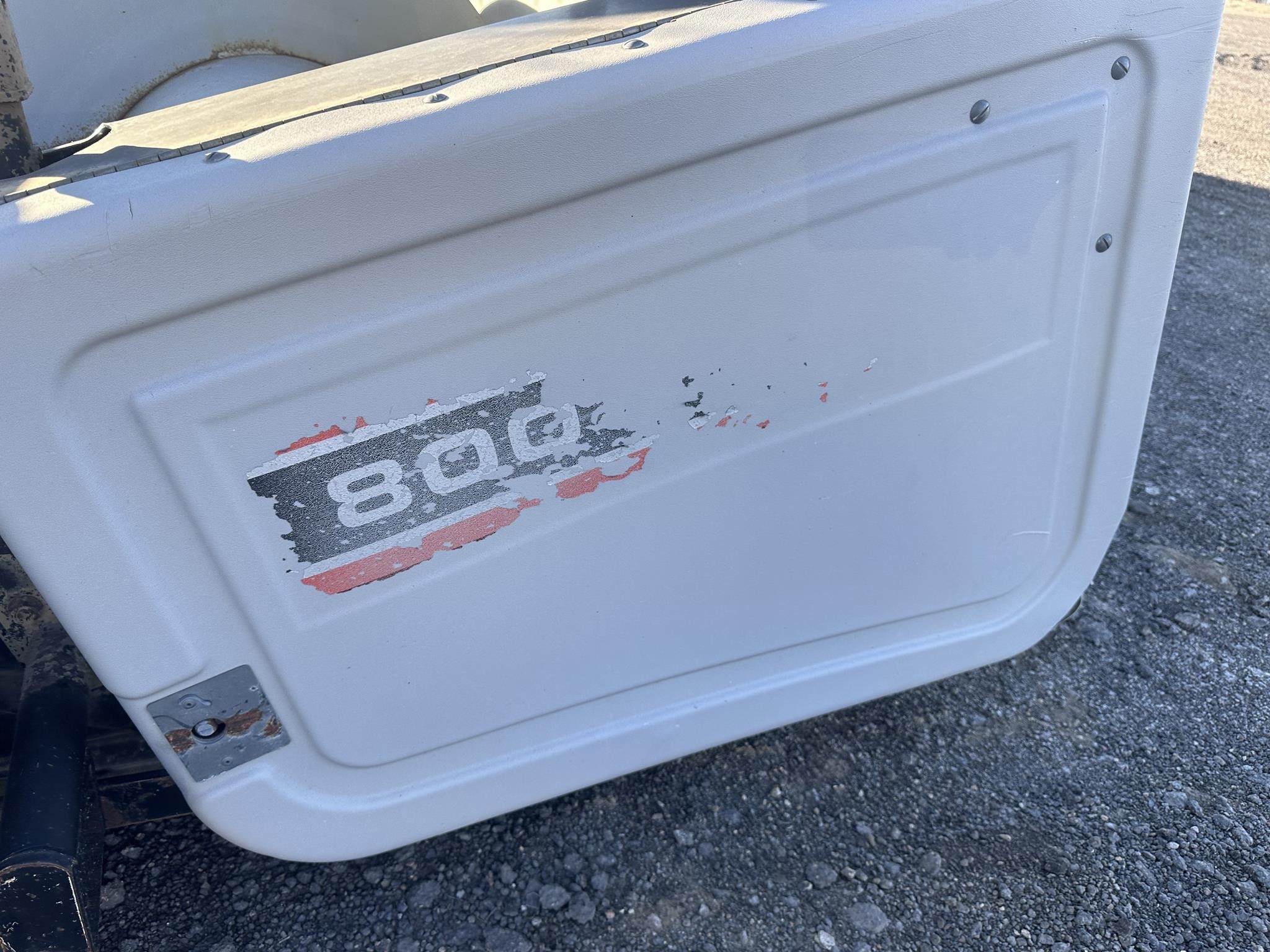 1999 Agco 800