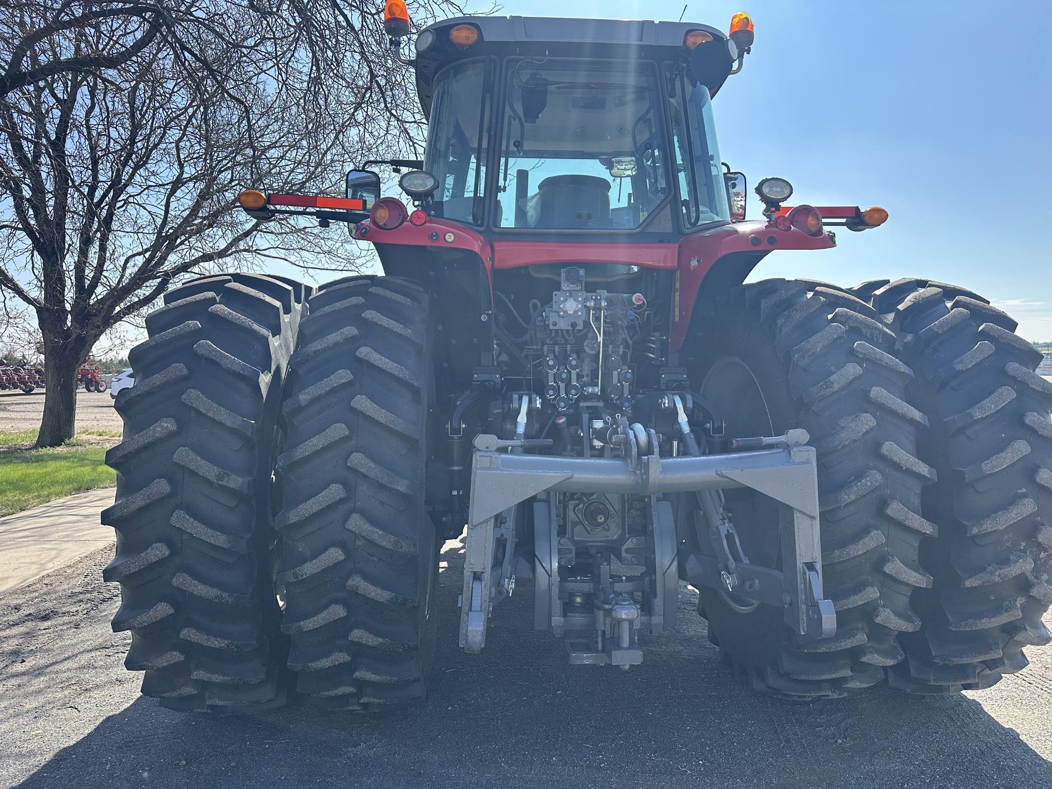 2020 Massey Ferguson 7724S