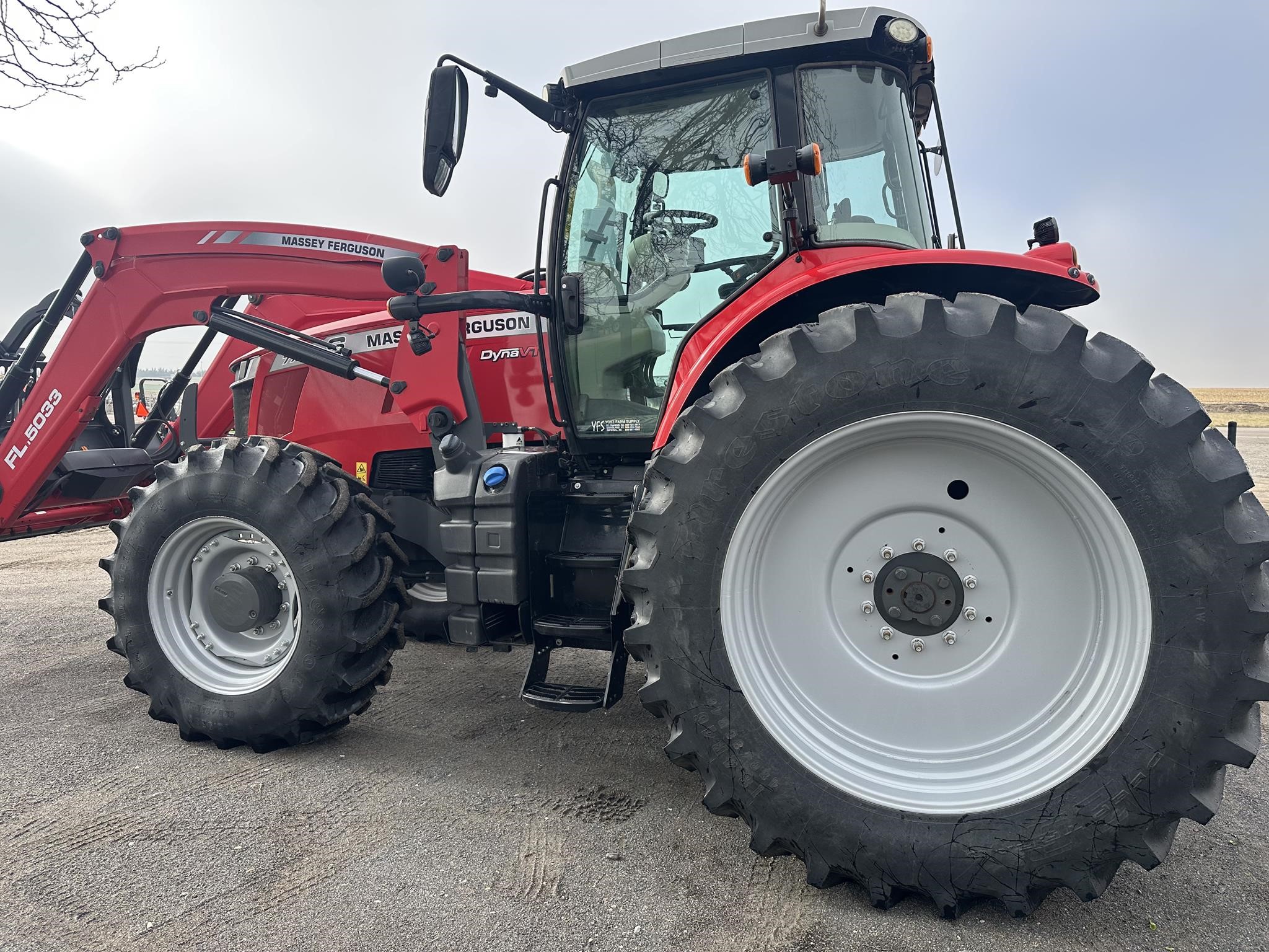2020 Massey Ferguson 7724S